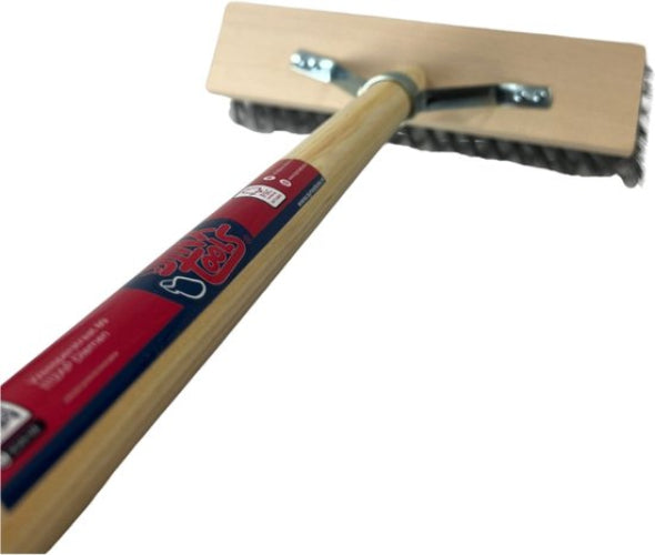 staaldraadbezem met houten steel 150 cm – buitenbezem