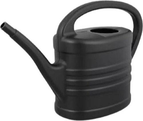 Zwarte kunststof gieter met sproeikop voor nauwkeurig water geven – Synx Store