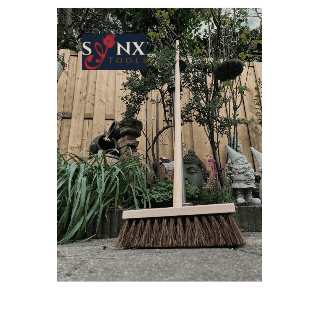 Stadsbezem 30 cm met houten steel en natuurvezel haren