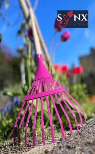 Lichte en stevige kinderbladhark met FSC-houten steel van 75 cm.