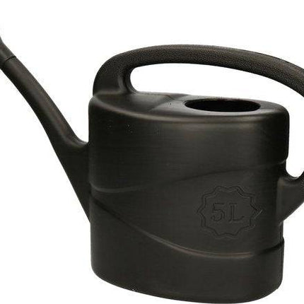 Zwarte kunststof gieter met sproeikop voor nauwkeurig water geven – Synx Store