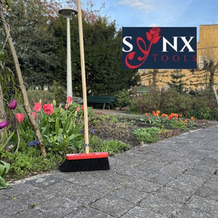 Stadsbezem Colombo 30 cm met natuurvezelharen en houten steel