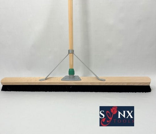 Synx Zimmerkehrmaschine aus Rosshaar, 80 cm – weiche Besen und Stiel 160 cm