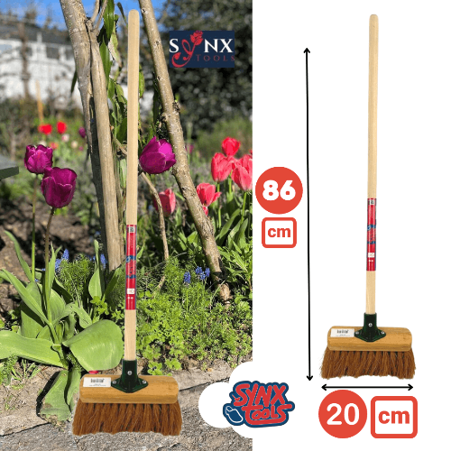 Synx Tools Junior Kinderbezem Cocos Bezem - Bezems / Zaalveger - Buitenspeelgoed - tuinierspeelgoed - Schepjes - Kinderen - Met houten Steel 86cm