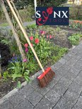Synx Street Besenbecken Rot – Mit Stiel 150 cm – Kehrmaschine für den Außenbereich