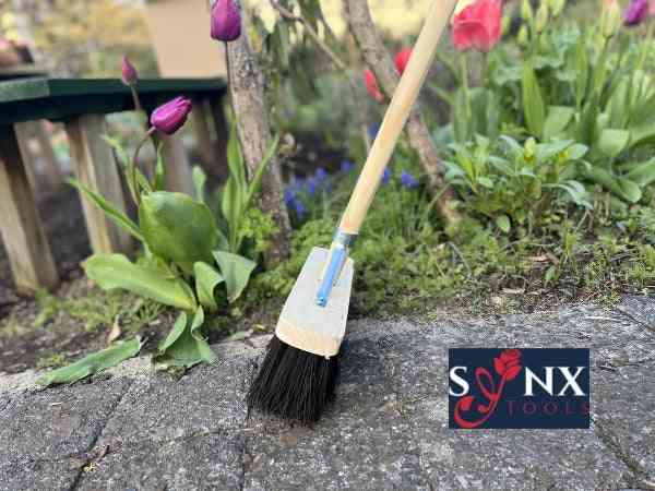 stadsbezem Colombo 30cm met houten bezemsteel en natuurvezel 