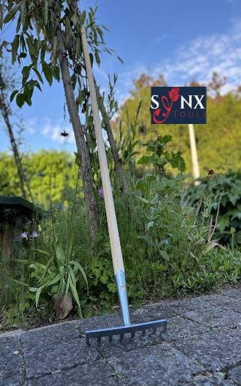 Synx Tools Tuinhark 8 Tanden verzinkt Hark Harken Bladharken Bodembewerkers Onkruidverwijderaar Tuinartikelen Compleet Incl. 160cm steel