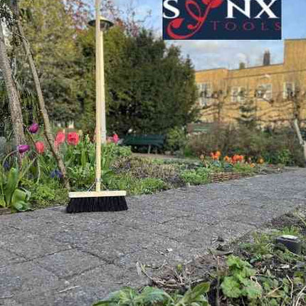 stadsbezem Colombo 30cm met houten bezemsteel en natuurvezel 