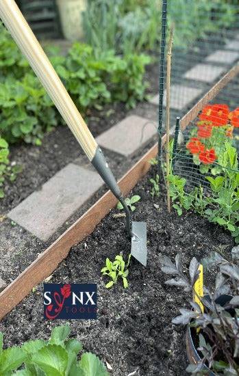 Synx Tools - Gesmede Rechte Schoffel 12cm - 160 cm steel met Hilt - Onkruidbestrijding